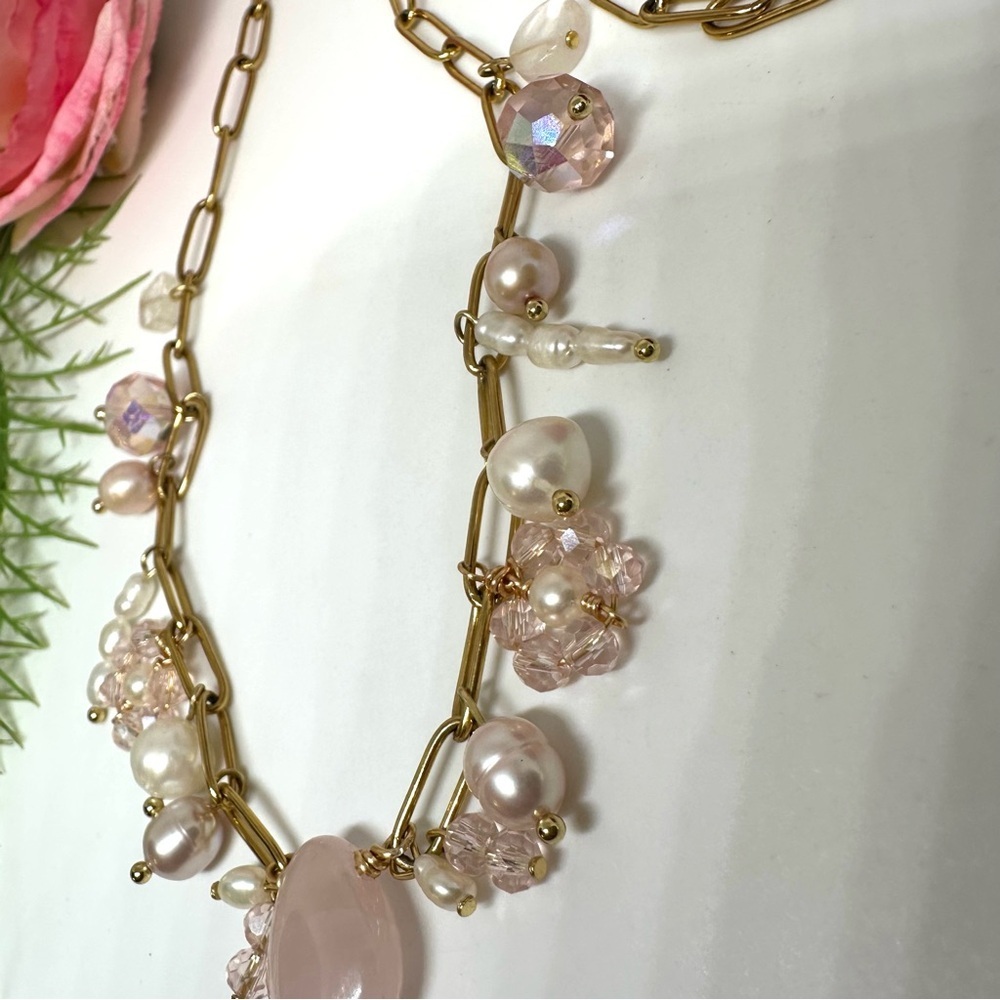 NEW⚜️Rose Quartz Freshwater Pearl & Crystal Flower Charm Necklace - Picture 4 of 8
